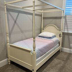 Ethan Allen Twin Canopy Bed Frame