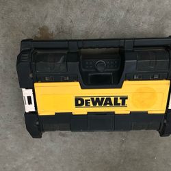 DeWalt Toughsystem Bluetooth Radio 