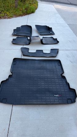 Audi q7 weathertech custom fit floor liners