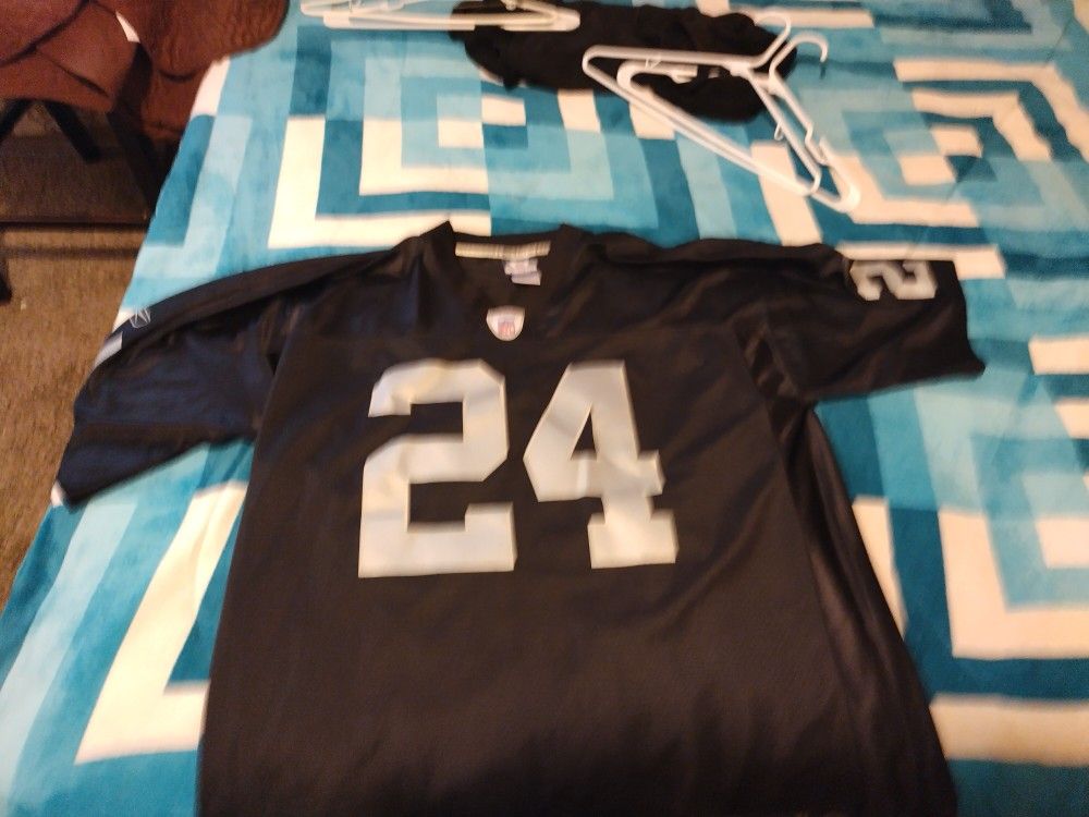 Raider Jersey for Sale in Shafter, CA - OfferUp