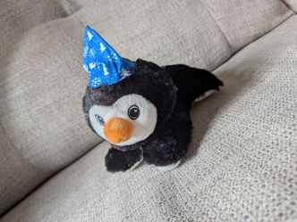 Small penguin stuffy