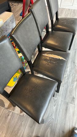 Free Chairs