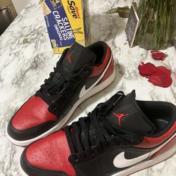 Jordan 1 Low - 'Black/Gym Red'