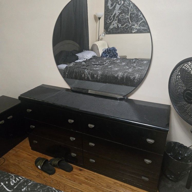 Bedroom Set Matress Tv Small Desk Chair