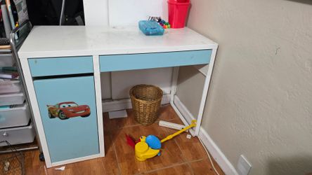 FREE office desk for kids