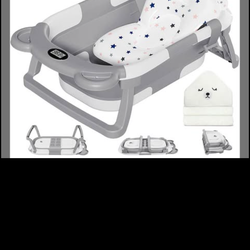 Foldable baby bathtub for infant to toddler