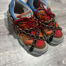 gucci flashtrek sneakers