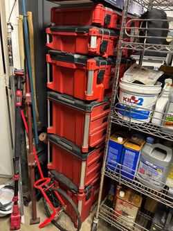 6 pieces Milwaukee pack out great condition