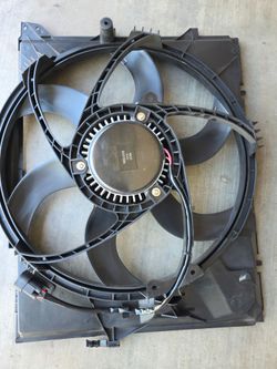 BMW engine cooling fan