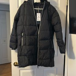 New Women’s Extra Large Black Womens Winter Black Coat Three Pockets With The Detachable  Hood