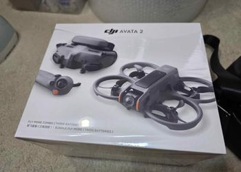 DJI Avata 2 Fly More Combo With FPV
Controller 3