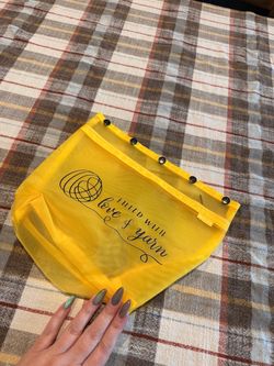 Della Q small project bag