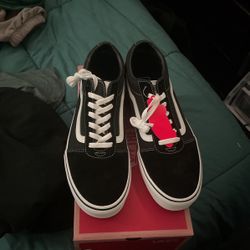 Vans Ward Low Top Size 11.5 Men’s (Never Worn 