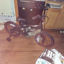 Negra Con Rojo 18" de Niño