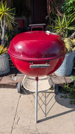 Vintage Red Weber Kettle BBQ 1989 Mfg 22" Grill Barbecue Grille