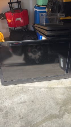 Title: Samsung 46” LCD HDTV 1080p + Wall Mount – Works Great