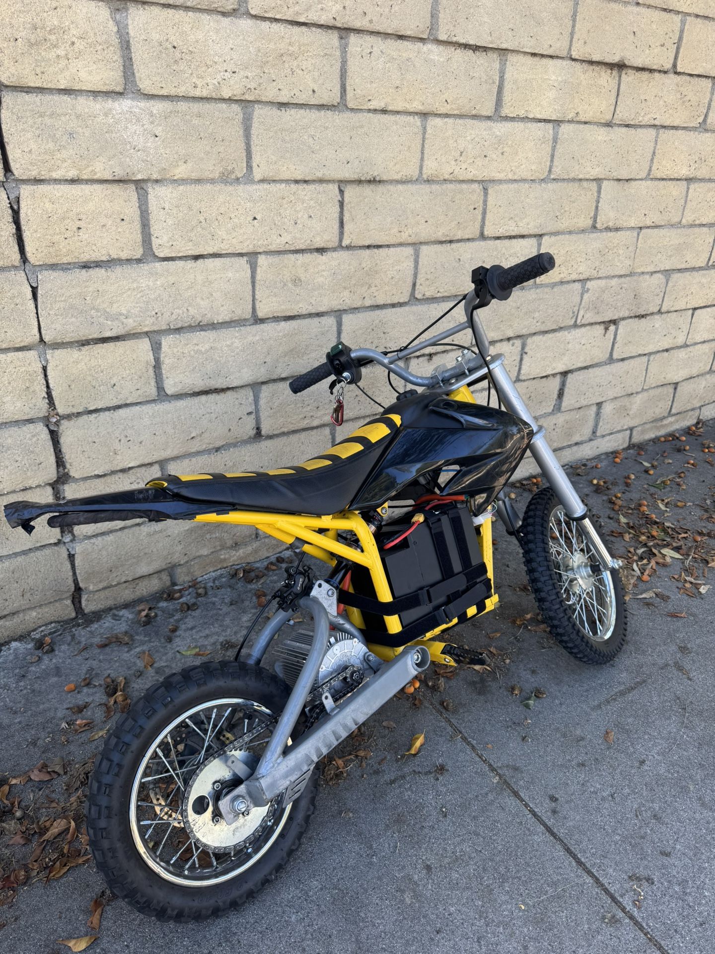 72v Razor MX650 (TRADE FOR ZOOZ)