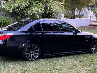 BMW m5 v 10