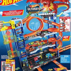 Hot Wheels City Ultimate Garage Track Set with 2 Die-Cast Toy Cars & Car-Eating Dragon, Stores 50+ Vehicles, 4 Levels