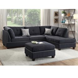 Gorgeous Black Colored 3 Piece Sectional Set