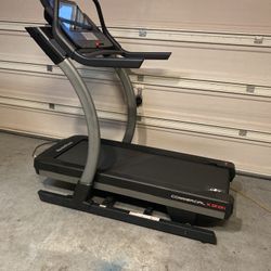 Nordictrack X22i Incline Trainer Treadmill.