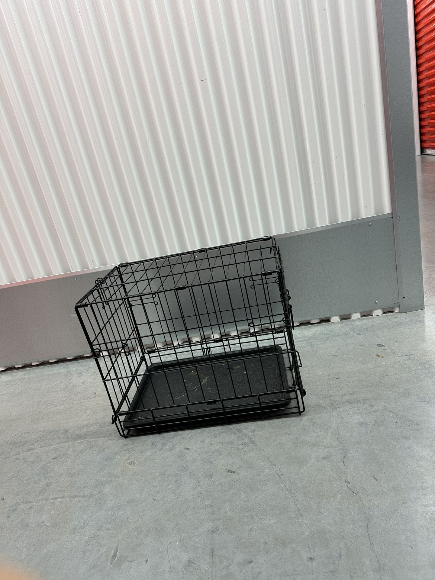 SMALL DOG CRATE