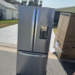 Stainless Steel Whirlpool Fridge 