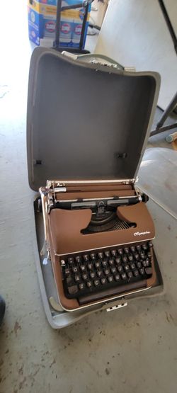 Olympia Cassic Typewriter