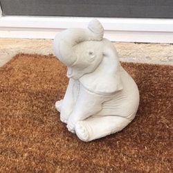 New Elephant Made Out Of Cement Perfect Gift 