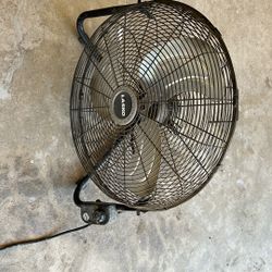 Lasko Floor Fan