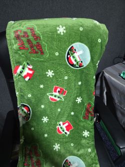 Star Wars Baby Yoda Christmas Fleece Throw Blanket