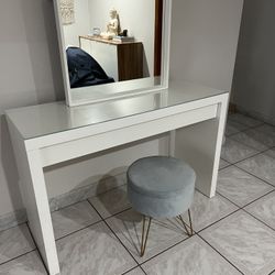 IKEA Malm dressing table with mirror and stool