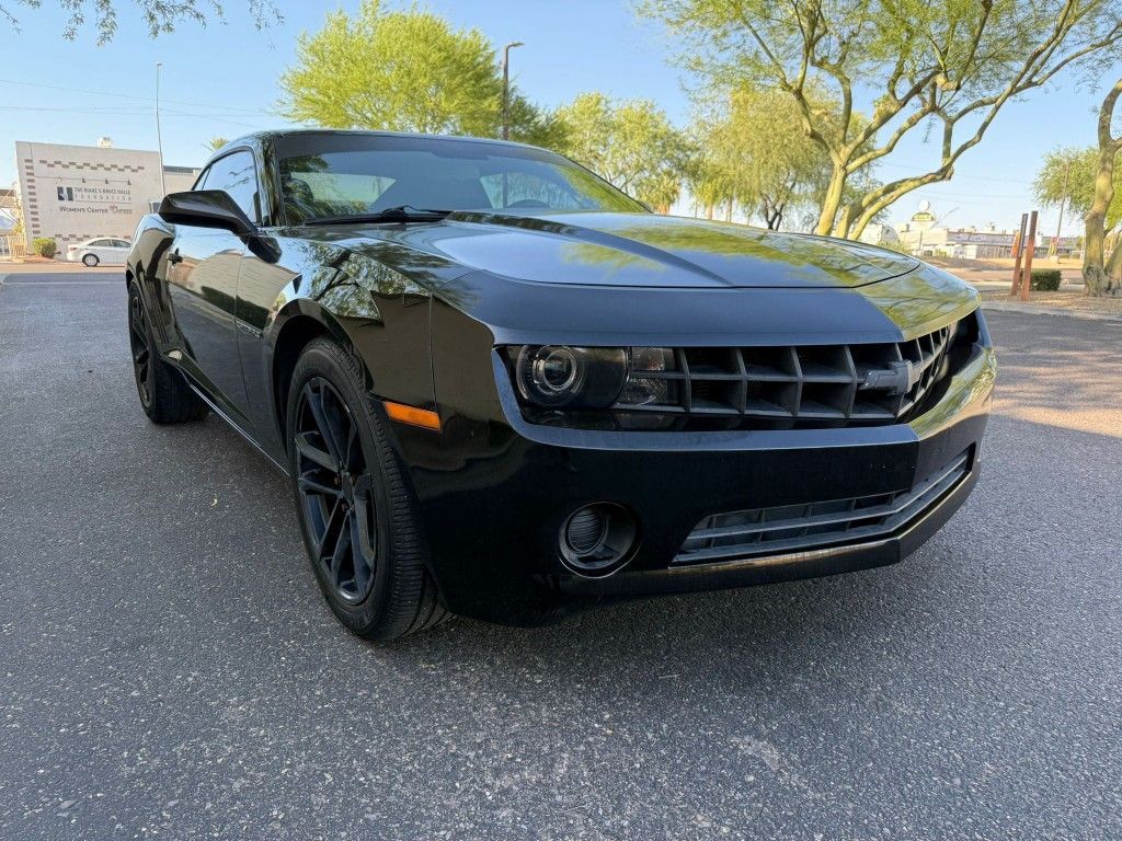 2011 CHEVY CAMARO LS, MANUAL TRANSMISSION, 3.6L, V6, COLD AC, RUNSย GREATย ๐
