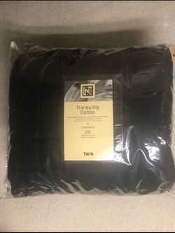 TWIN SIZE BED COMFORTER