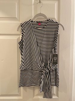 New Vince Camuto Summer Black White Top