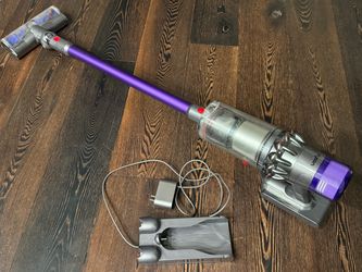 Dyson Cordless Stick Vacuum with Charger