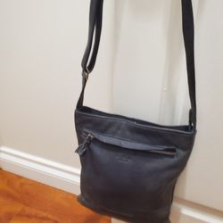 Navy Leather Shoulder Bag.