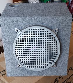10 Inch Subwoofer With 300w 2 Channel LA Sound Amp  Thumbnail