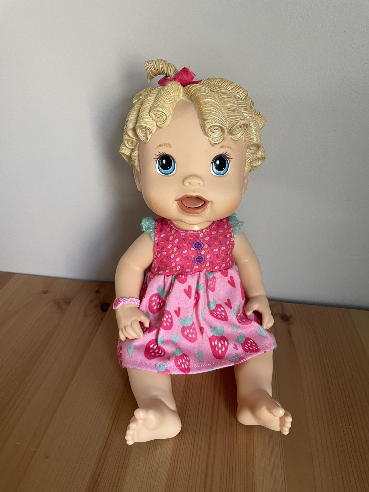 Baby Alive Doll Hasbro Talking Molded Blonde Curls Hair Tested Works
