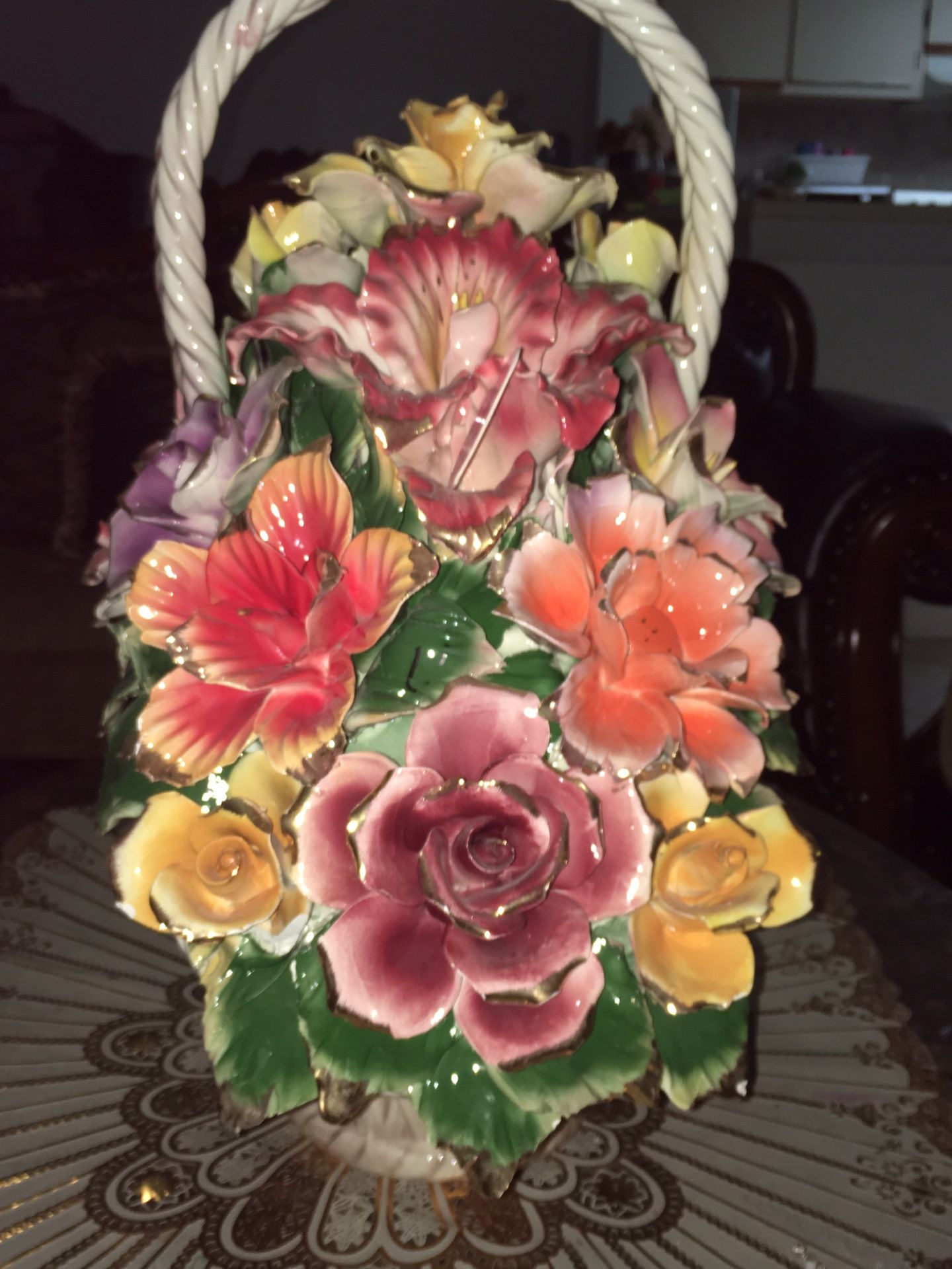 Porcelain extra large Italian made flower basket