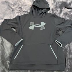 Under Armour Boys Size XL Black Graphic Logo Hoodie 