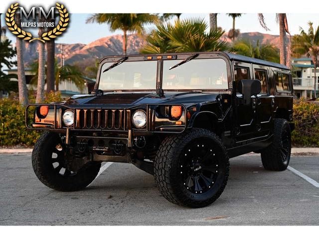 2001 AM General Hummer