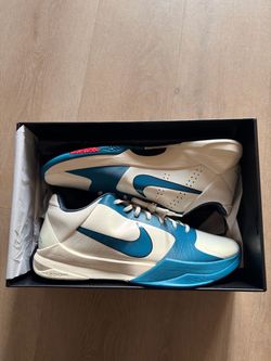 Kobe 5 Protro Caitlin Clark Coconut