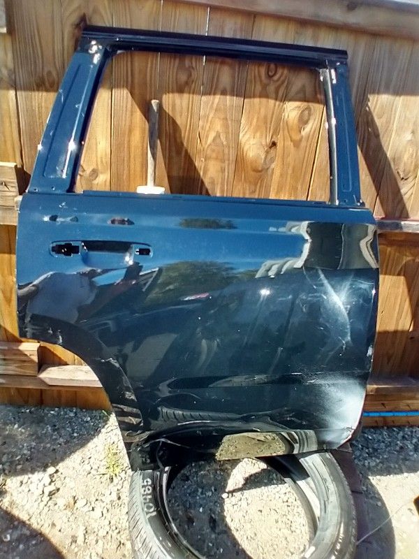2015 To 2020 Chevy Tahoe Right Rear Passenger Door OEM Part