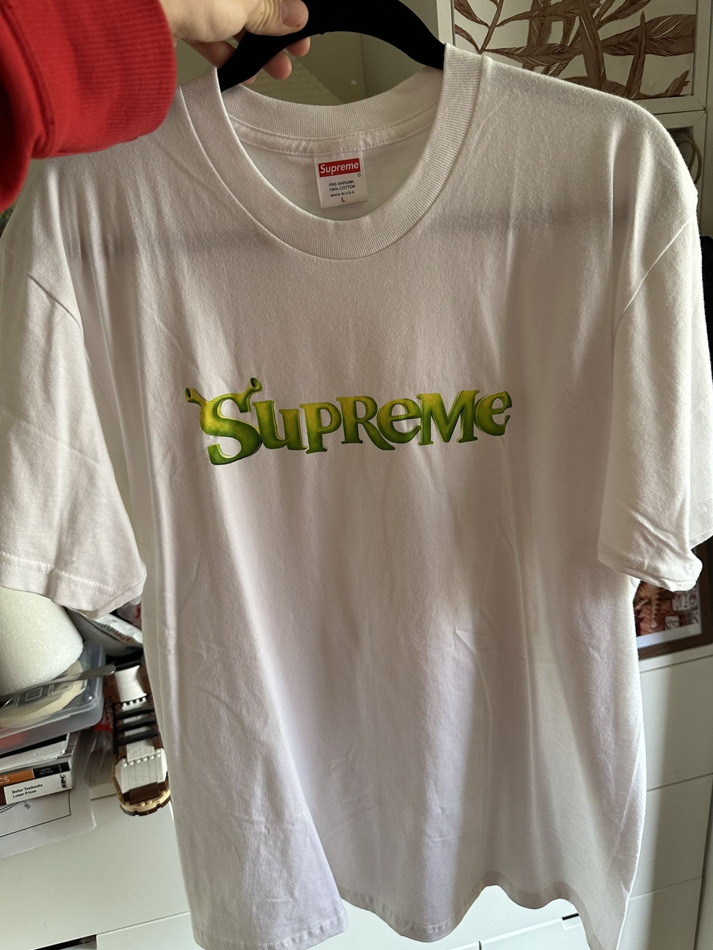 Supreme T-Shirt