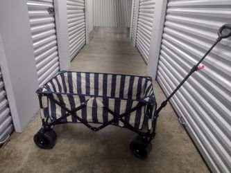 Collapsible Wagon cart holds up to 225 lbs