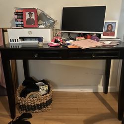 Work Desk 