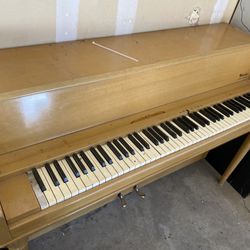 Bulbransen Student Console Piano 