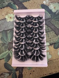 Dramatic, extra volume Black Fluffy Lashes