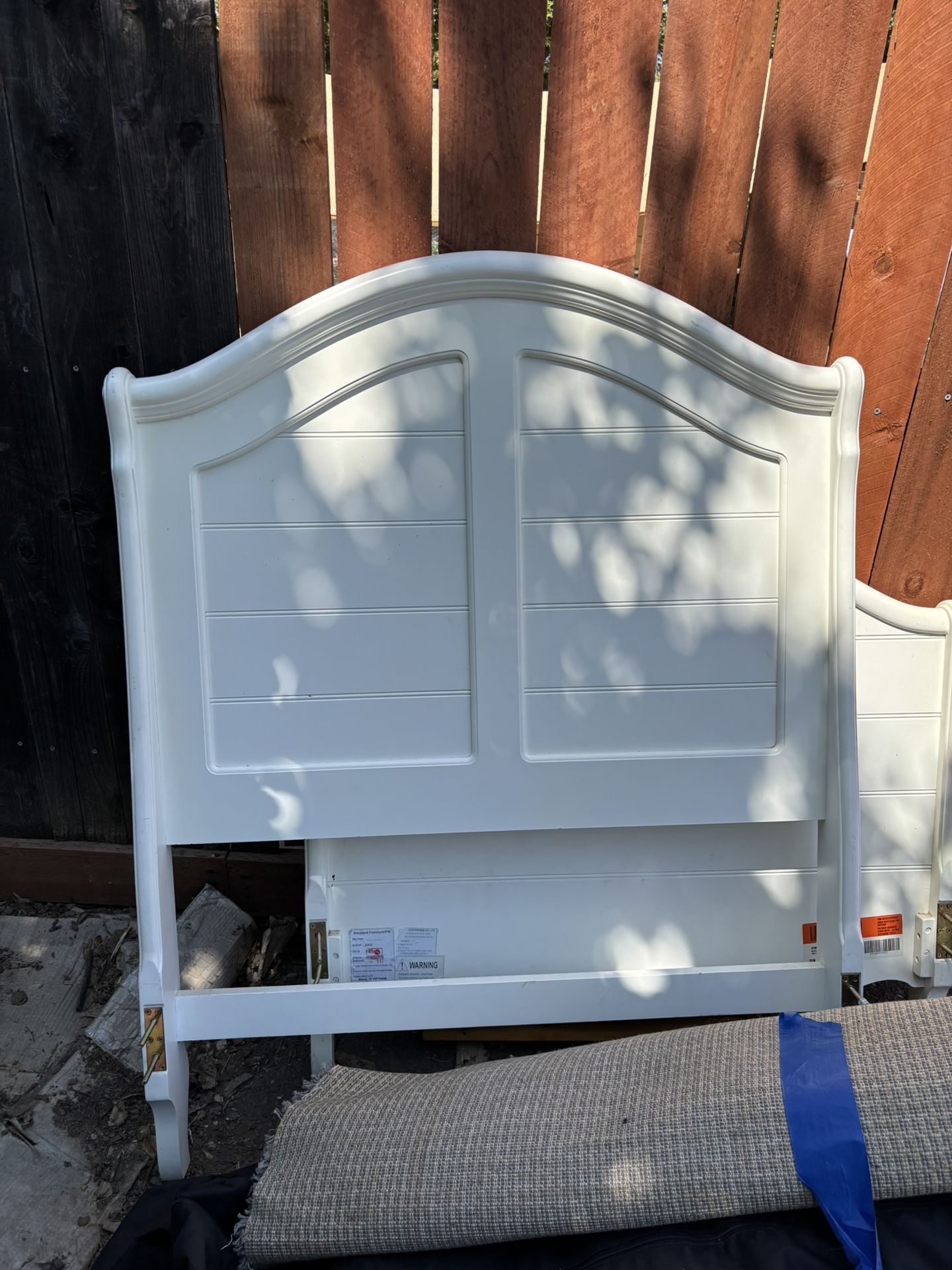 Twin Sleigh bed frame